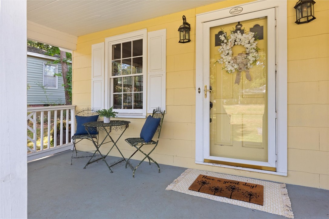 309 Whitehall Road Anderson, SC 29625 - Photo 4 of 29 Welcoming Porch