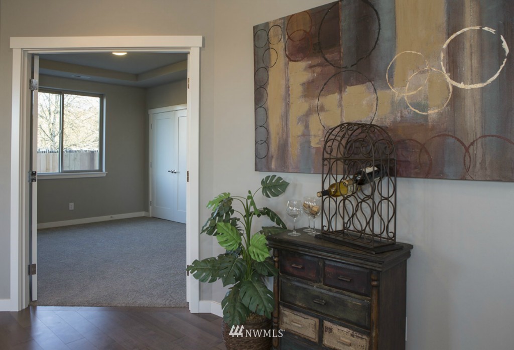 716 South 23rd Street Renton, WA 98055 - Photo 6 of 17