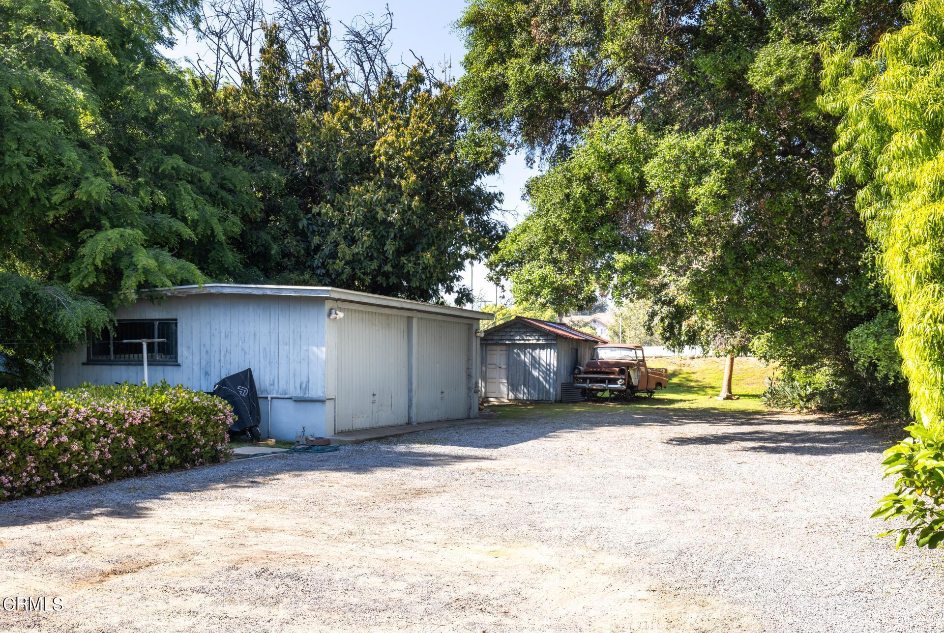 1055 Locust Street Pasadena, CA 91106 - Photo 8 of 14 a view of a backyard of the house
