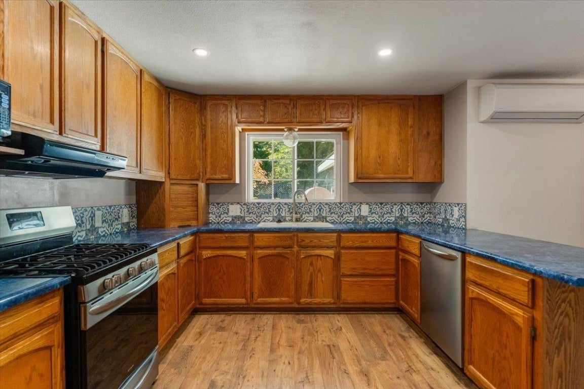 2026 Deetz Road Mount Shasta, CA 96067 - Photo 18 of 45 Gallery Image 18