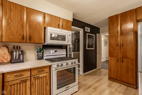 $415,000 | 8760 Washington Blvd W Drive, Indianapolis, IN 46260