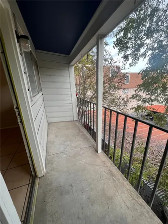 $1,100 | 4303 Duval Street, Unit 204, Austin, TX 78751