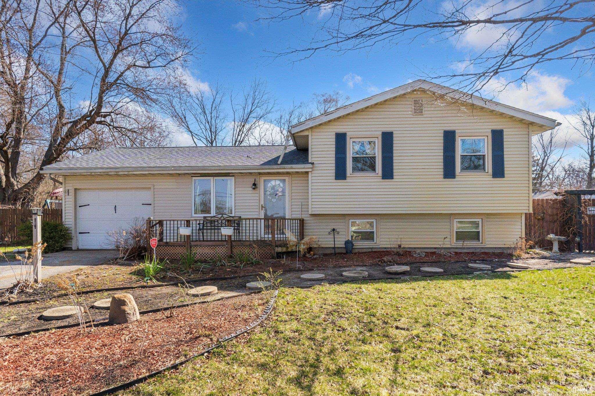54460 Bittersweet Road Mishawaka, IN 46545 - Photo 3 of 34 Gallery Image 3