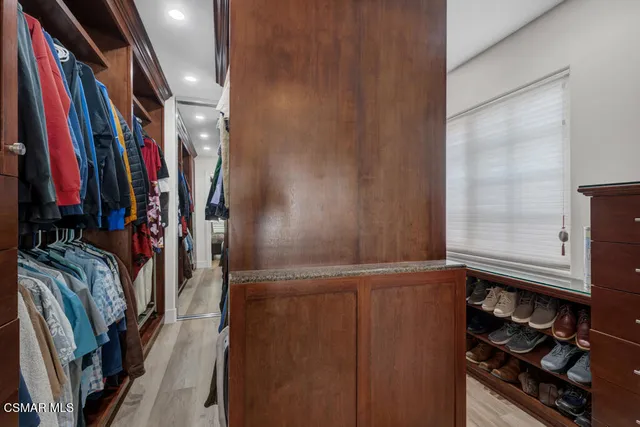 $1,275,000 | 260 Greenmeadow Drive, Thousand Oaks, CA 91320