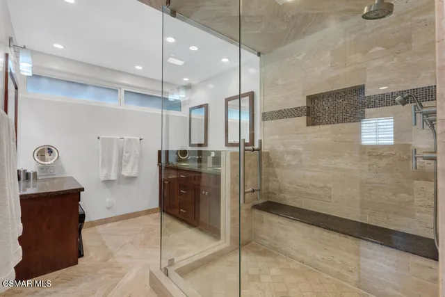 $1,275,000 | 260 Greenmeadow Drive, Thousand Oaks, CA 91320