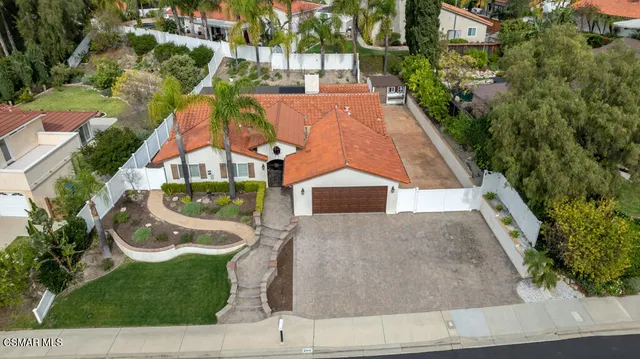 $1,275,000 | 260 Greenmeadow Drive, Thousand Oaks, CA 91320