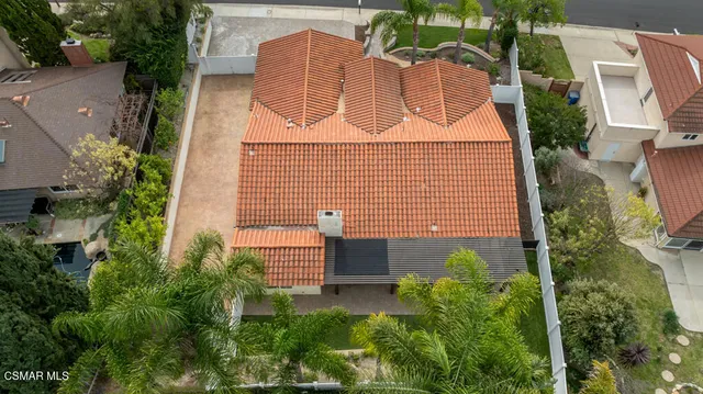 $1,275,000 | 260 Greenmeadow Drive, Thousand Oaks, CA 91320