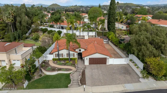 $1,275,000 | 260 Greenmeadow Drive, Thousand Oaks, CA 91320