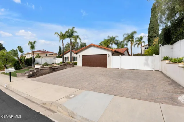 $1,275,000 | 260 Greenmeadow Drive, Thousand Oaks, CA 91320