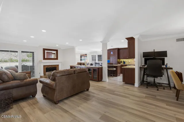 $1,275,000 | 260 Greenmeadow Drive, Thousand Oaks, CA 91320