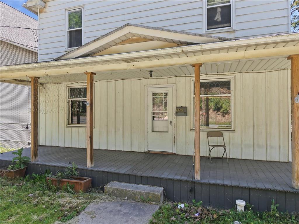 167 Main Road Lehighton, PA 18235 - Photo 2 of 41 A classic covered front porch welcomes visitors to this inviting residence.