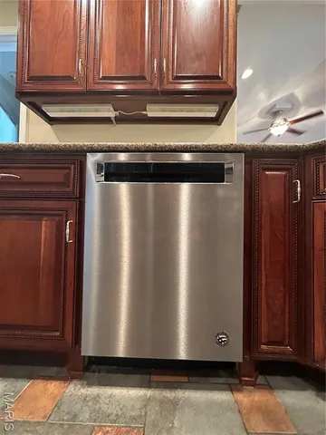 $399,000 | 407 Ahr Strom Drive, Owensville, MO 65066