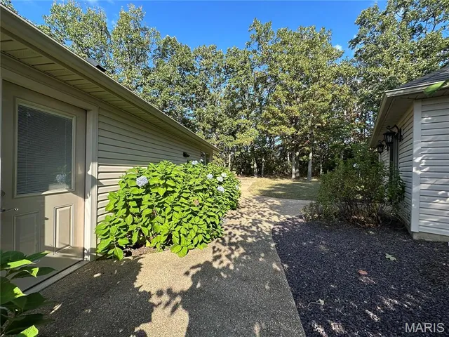 $399,000 | 407 Ahr Strom Drive, Owensville, MO 65066