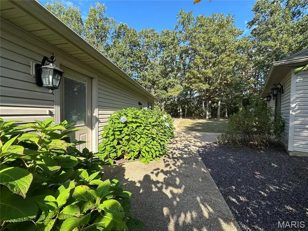 $389,000 | 407 Ahr Strom Drive, Owensville, MO 65066
