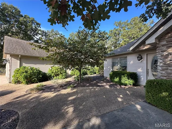 $389,000 | 407 Ahr Strom Drive, Owensville, MO 65066