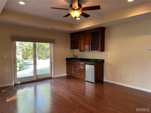 $389,000 | 407 Ahr Strom Drive, Owensville, MO 65066