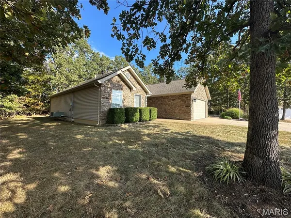 $389,000 | 407 Ahr Strom Drive, Owensville, MO 65066