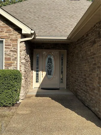 $389,000 | 407 Ahr Strom Drive, Owensville, MO 65066