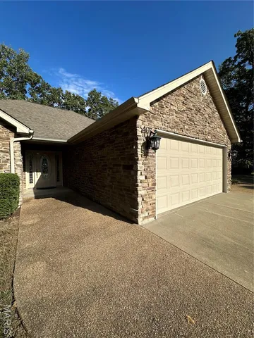 $399,000 | 407 Ahr Strom Drive, Owensville, MO 65066