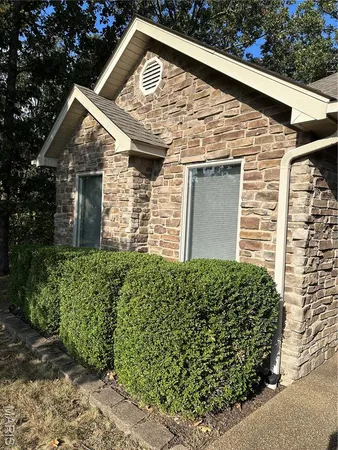 $389,000 | 407 Ahr Strom Drive, Owensville, MO 65066