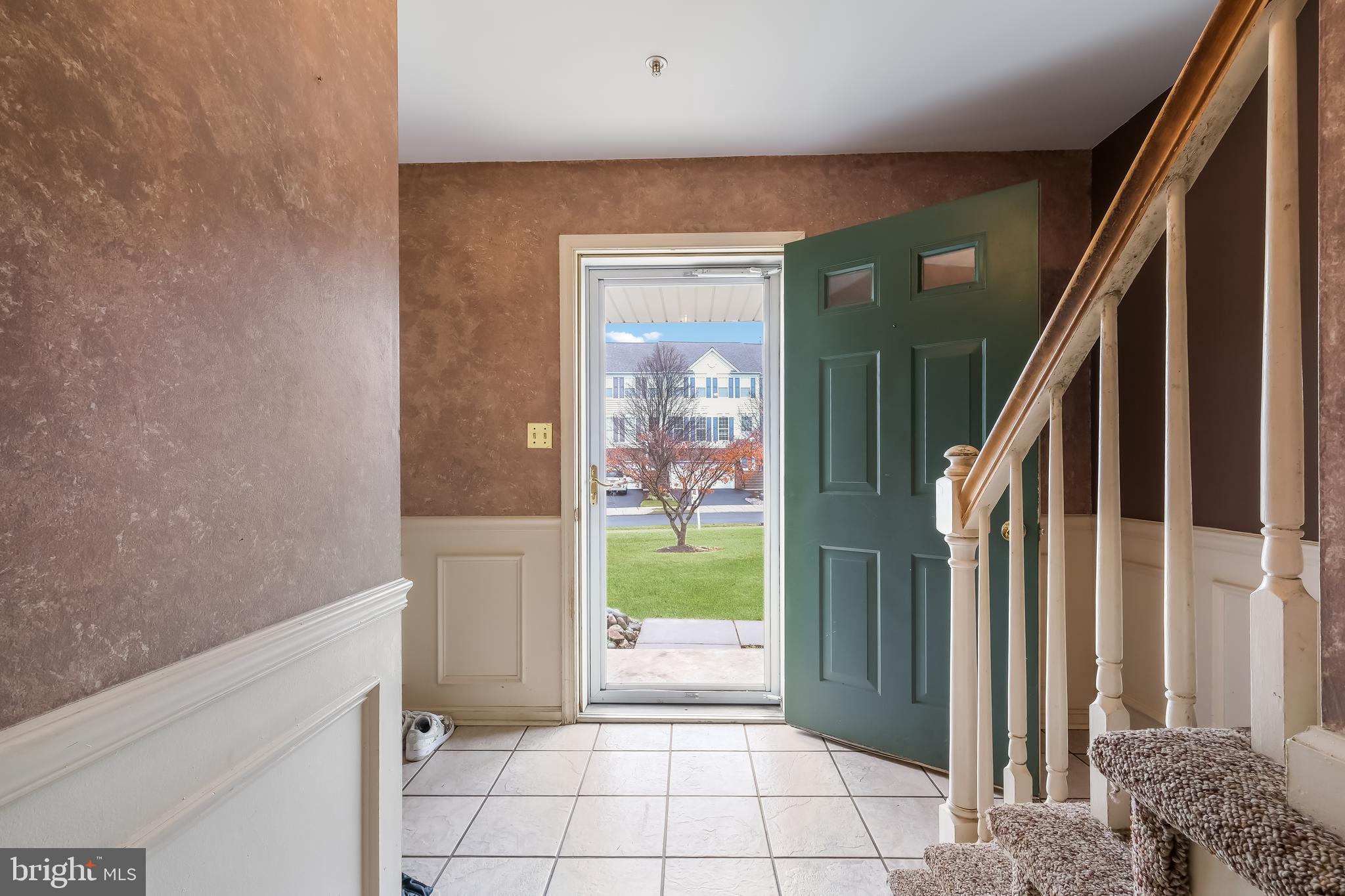900 Chatfield Road Warrington, PA 18976 - Photo 4 of 26 Gallery Image 4