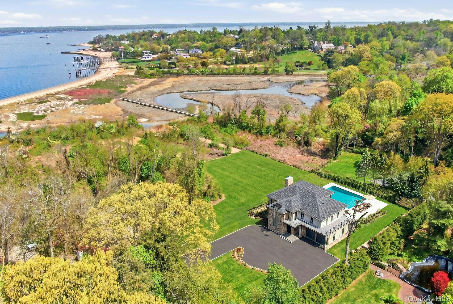 29 Soundview Lane Sands Point, NY 11050 - Photo 1 of 38