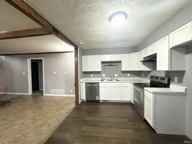 $199,900 | 4766 State Road 261, Newburgh, IN 47630