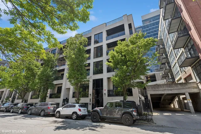 $1,499,000 | 216 South Green Street, Unit 1N, Chicago, IL 60607