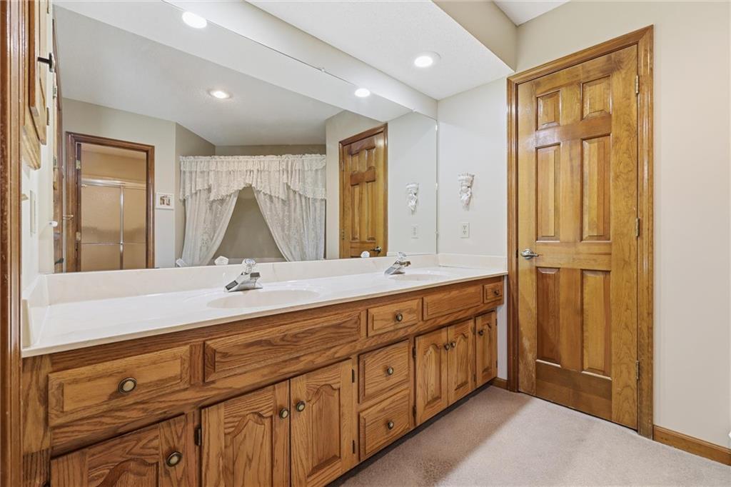 26418 South Freedom Road Harrisonville, MO 64701 - Photo 18 of 63