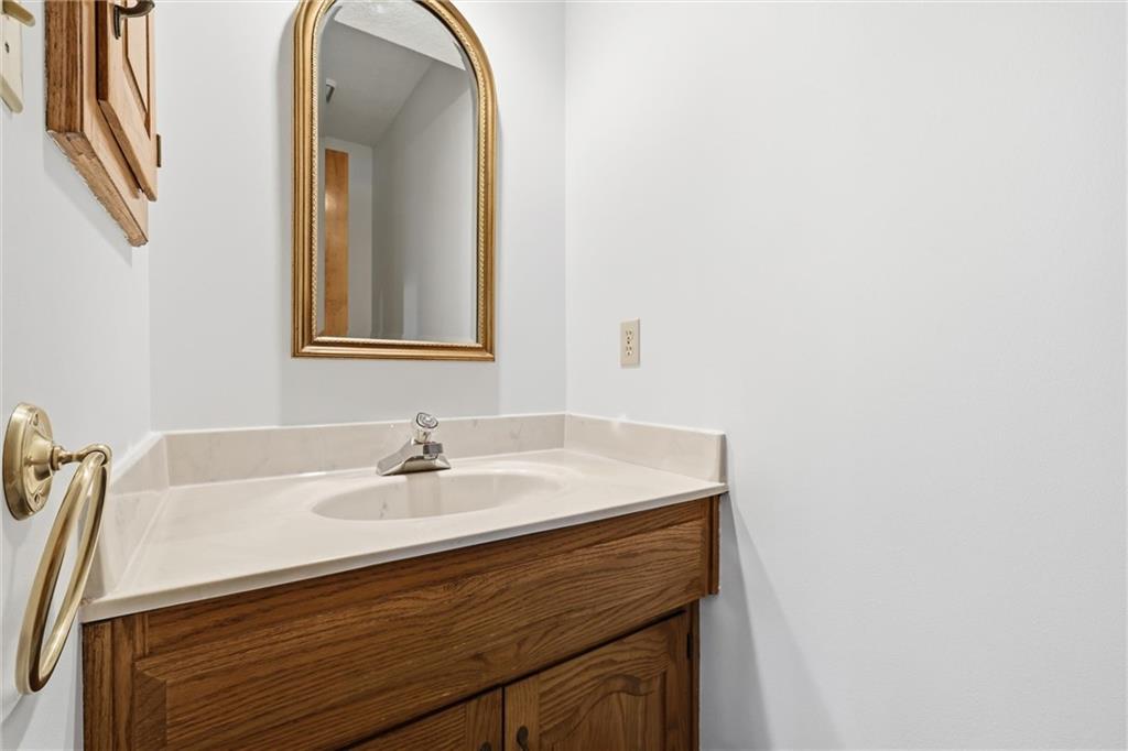 26418 South Freedom Road Harrisonville, MO 64701 - Photo 33 of 63