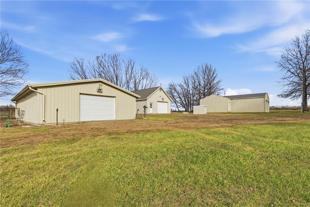 26418 South Freedom Road Harrisonville, MO 64701 - Photo 46 of 63