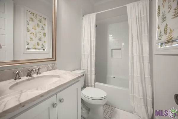 $2,500,000 | 5355-a B Mahoney Rd Street, Unit 5355 A B, St. Francisville, LA 70775