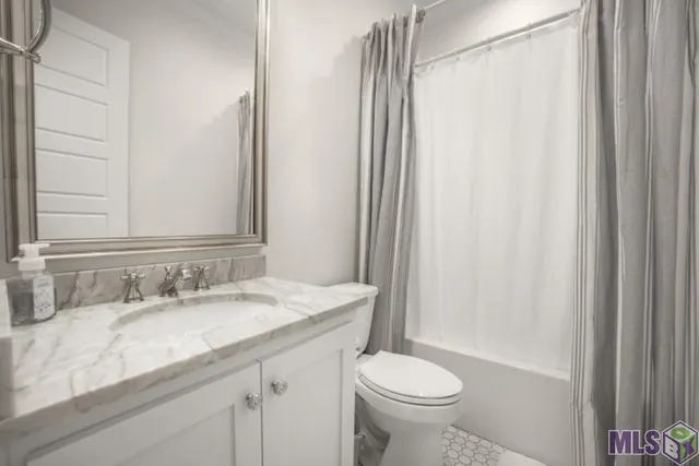 $2,500,000 | 5355-a B Mahoney Rd Street, Unit 5355 A B, St. Francisville, LA 70775