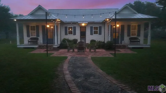 $2,500,000 | 5355-a B Mahoney Rd Street, Unit 5355 A B, St. Francisville, LA 70775