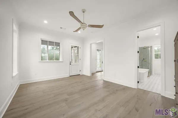 $2,500,000 | 5355-a B Mahoney Rd Street, Unit 5355 A B, St. Francisville, LA 70775