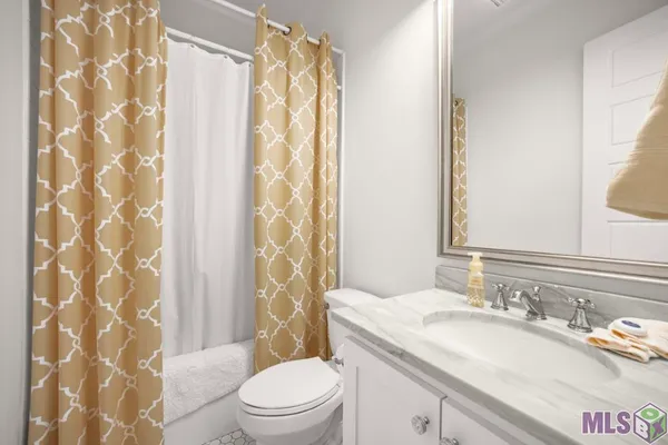 $2,500,000 | 5355-a B Mahoney Rd Street, Unit 5355 A B, St. Francisville, LA 70775