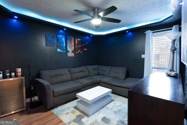 $264,900 | 8740 Roswell Road, Unit 10A, Sandy Springs, GA 30350