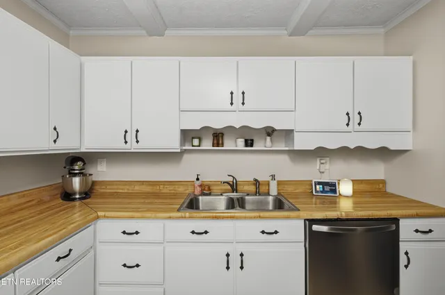 $309,900 | 1213 Stillwell Drive Northwest, Knoxville, TN 37912