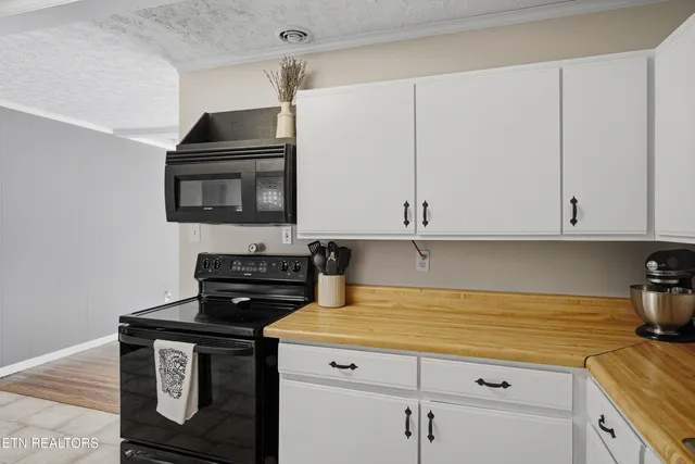 $309,900 | 1213 Stillwell Drive Northwest, Knoxville, TN 37912