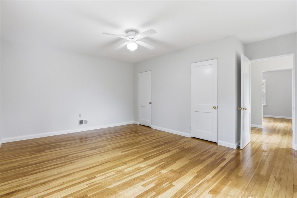 106 Concord Road Bedford, MA 01730 - Photo 27 of 38