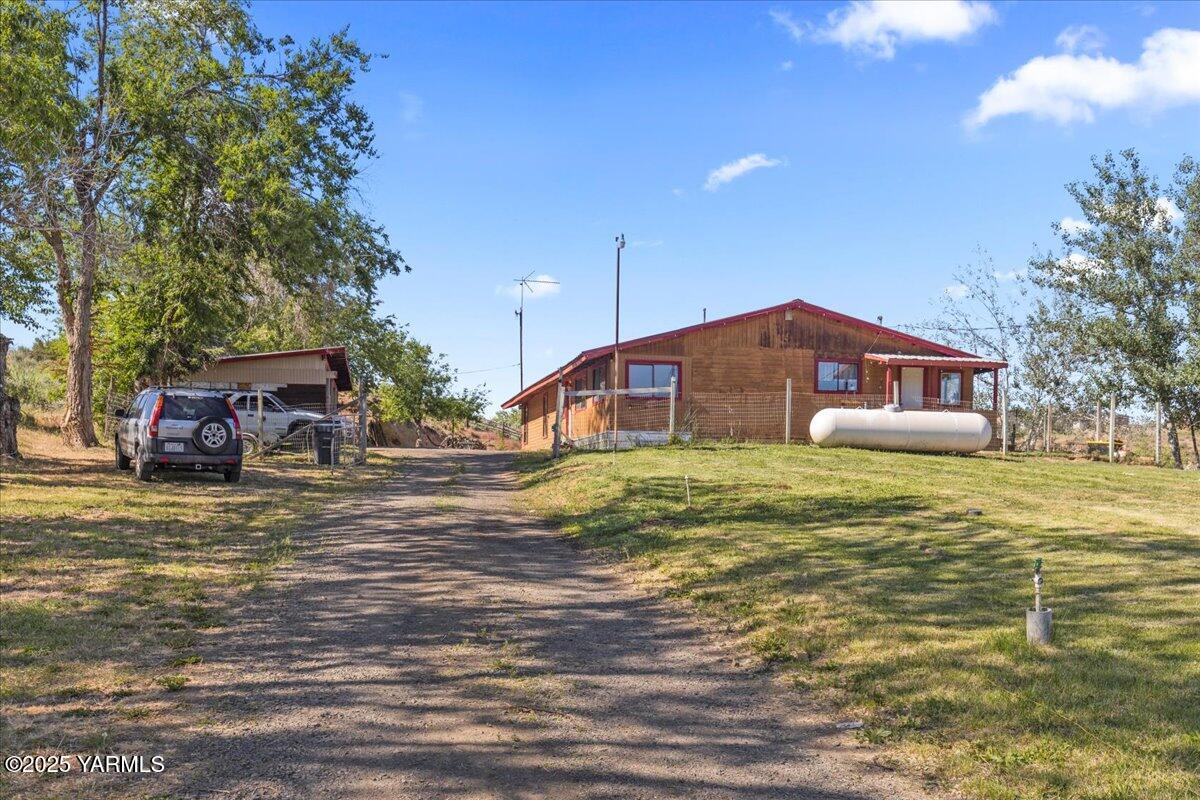 a house view with a outdoor space