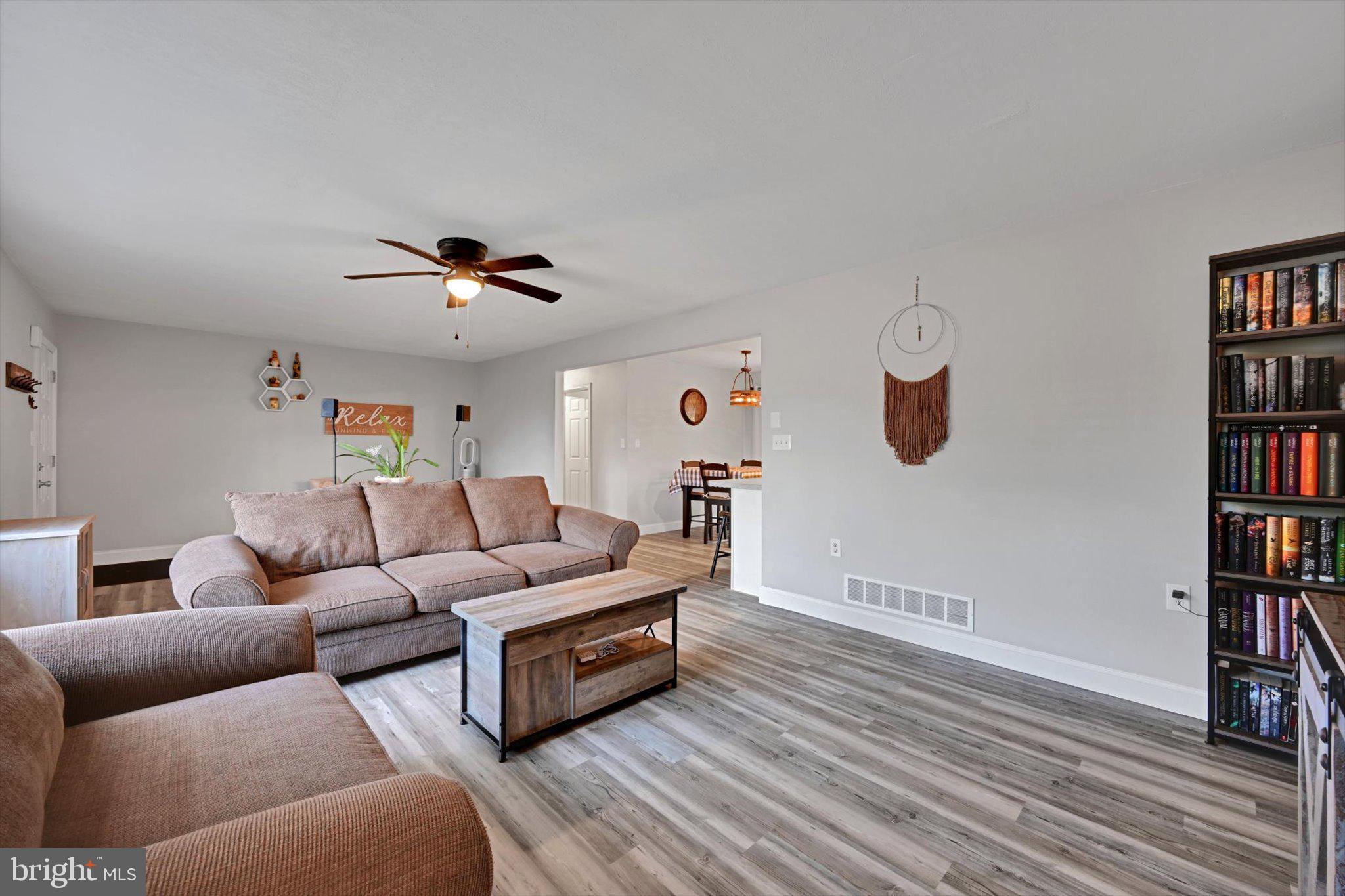 464 Marsh Run Road New Cumberland, PA 17070 - Photo 13 of 28 Gallery Image 13