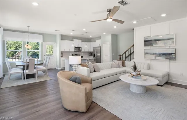 $259,990 | 3435 Pilot Mill Drive, McLeansville, NC 27301