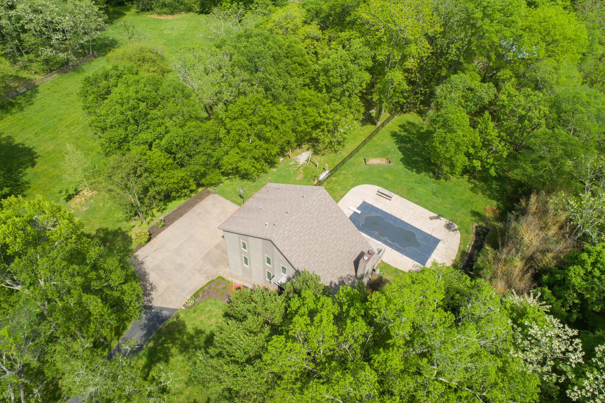 788 High Point Ridge Road Franklin, TN 37069 - Photo 7 of 30 a view of a house in a yard with a house