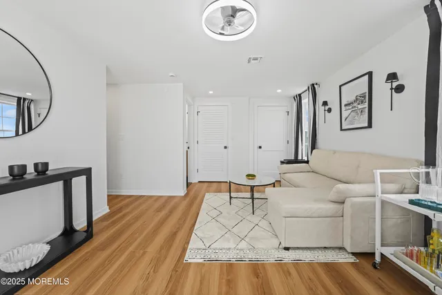 $949,000 | 33 Hamilton Avenue, Unit 7, Seaside Heights, NJ 08751