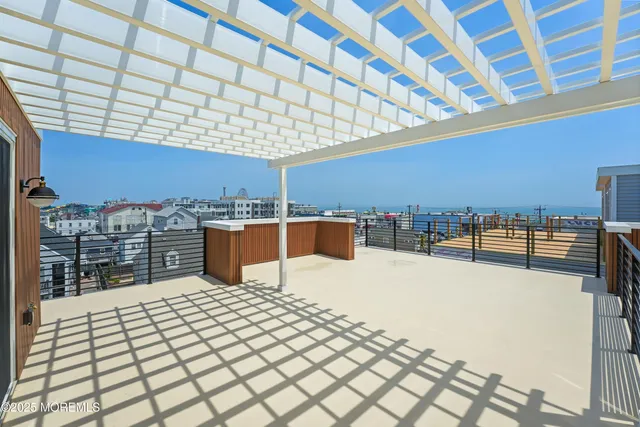 $949,000 | 33 Hamilton Avenue, Unit 7, Seaside Heights, NJ 08751