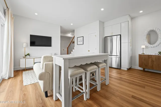 $949,000 | 33 Hamilton Avenue, Unit 7, Seaside Heights, NJ 08751