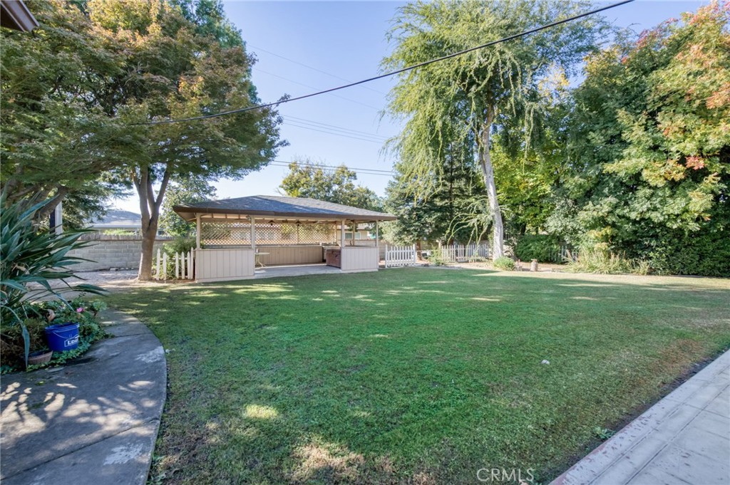 610 Park Madera, CA 93637 - Photo 31 of 35 a view of a house with a yard