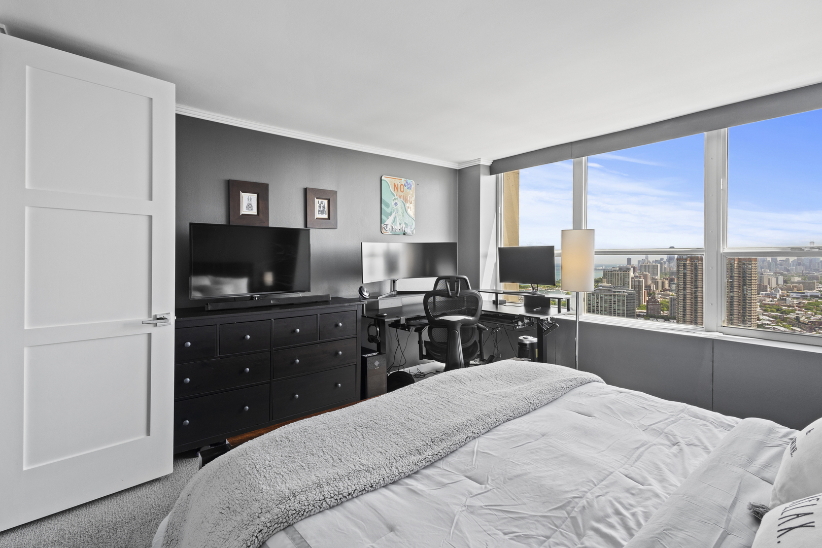655 West Irving Park Road, Unit 4717 Chicago, IL 60613 - Photo 15 of 29 Gallery Image 15