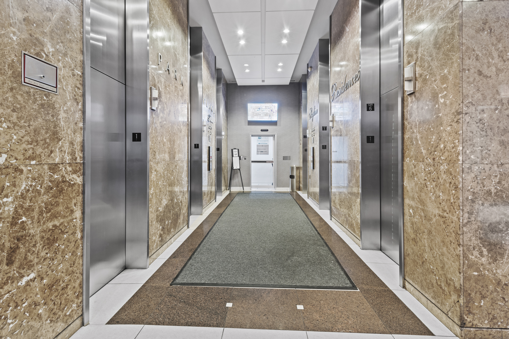 655 West Irving Park Road, Unit 4717 Chicago, IL 60613 - Photo 20 of 29 Gallery Image 20